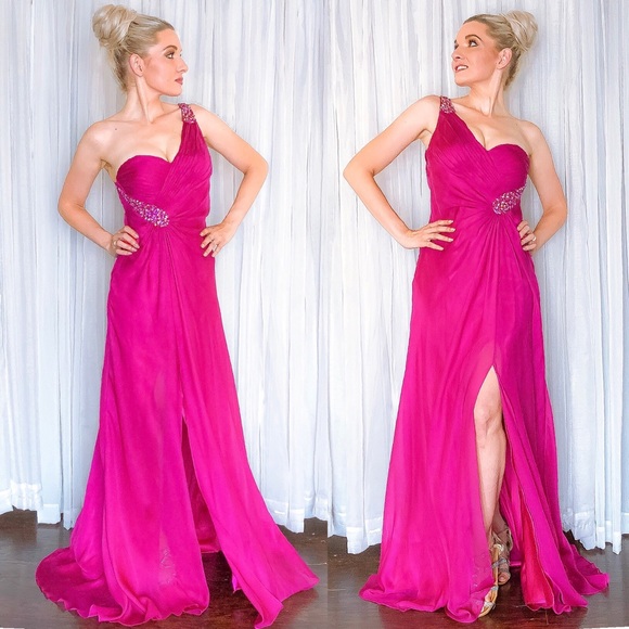 La Femme Homecoming Pageant Prom Dress - Picture 3 of 8